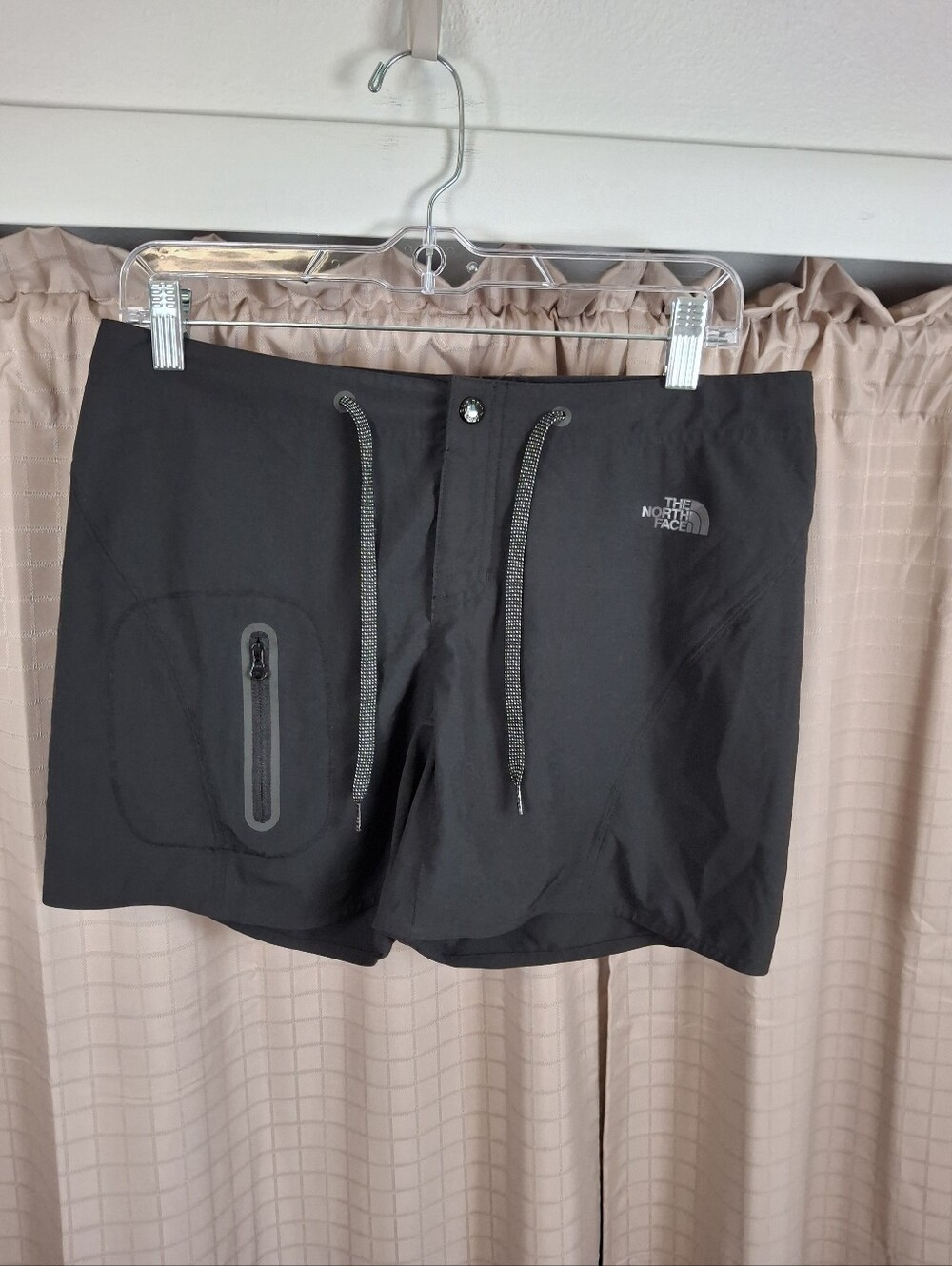 The North Face Black Hiking Activewear Drawstring Waist Shorts Size 8